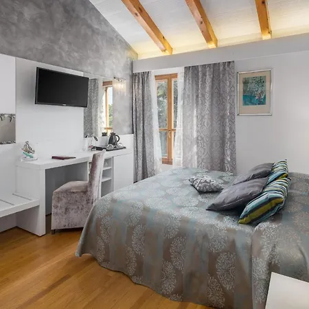 Cittar 4* Novigrad Istria