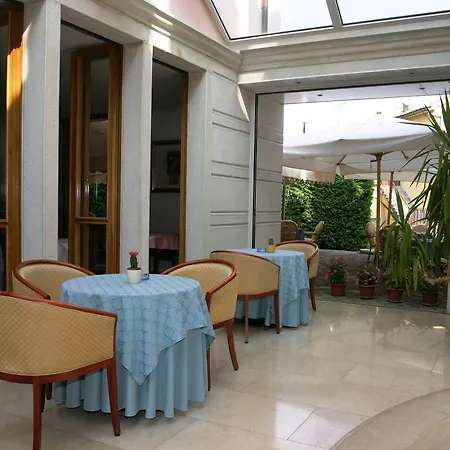 Ξενοδοχείο Cittar 4*