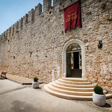 ホテル チタール Novigrad Istria